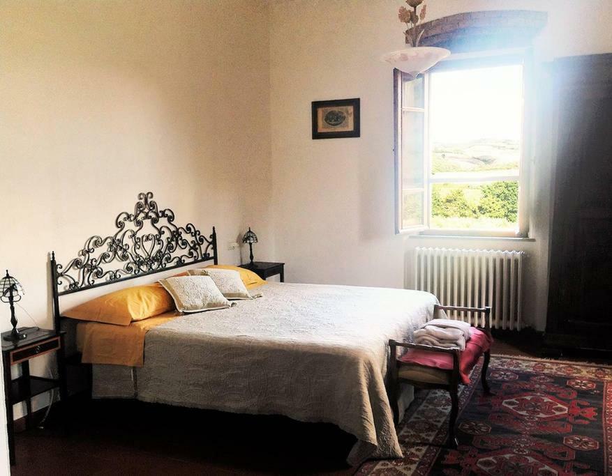 Stunning Country House Overlooking Tuscany Hills Lorenzana 外观 照片